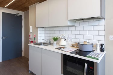 1 bed studio, North Road, City Centre, Lancaster, LA11NS - Image 1